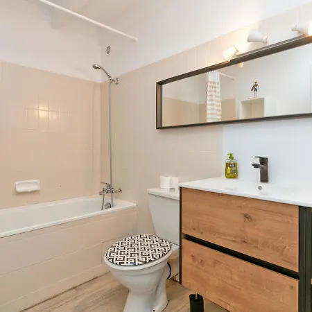 Maison Charmilles Et Tennis Holiday home *