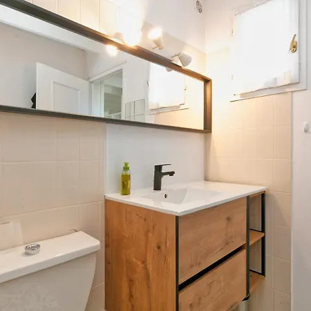 Maison Charmilles Et Tennis Holiday home