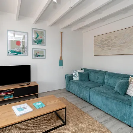 Vakantiehuis Maison Charmilles Et Tennis